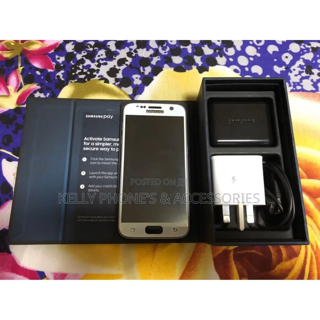 New Samsung Galaxy S7 32 GB Gold