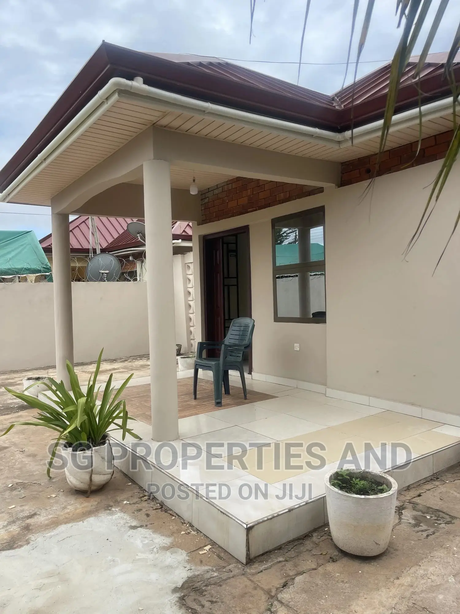 2bdrm House in Coastal, Spintex for rent