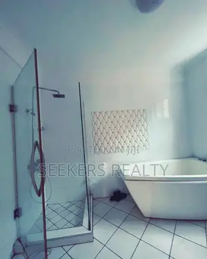 4bdrm Townhouse/Terrace in Seekers Realty, North Ridge for sale