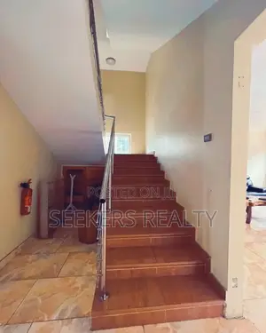 4bdrm Townhouse/Terrace in Seekers Realty, North Ridge for sale