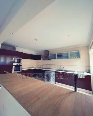 4bdrm Townhouse/Terrace in Seekers Realty, North Ridge for sale