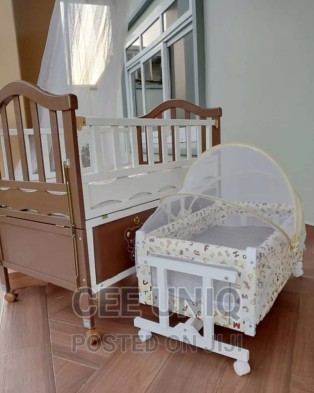 2 in 1 Baby Cot