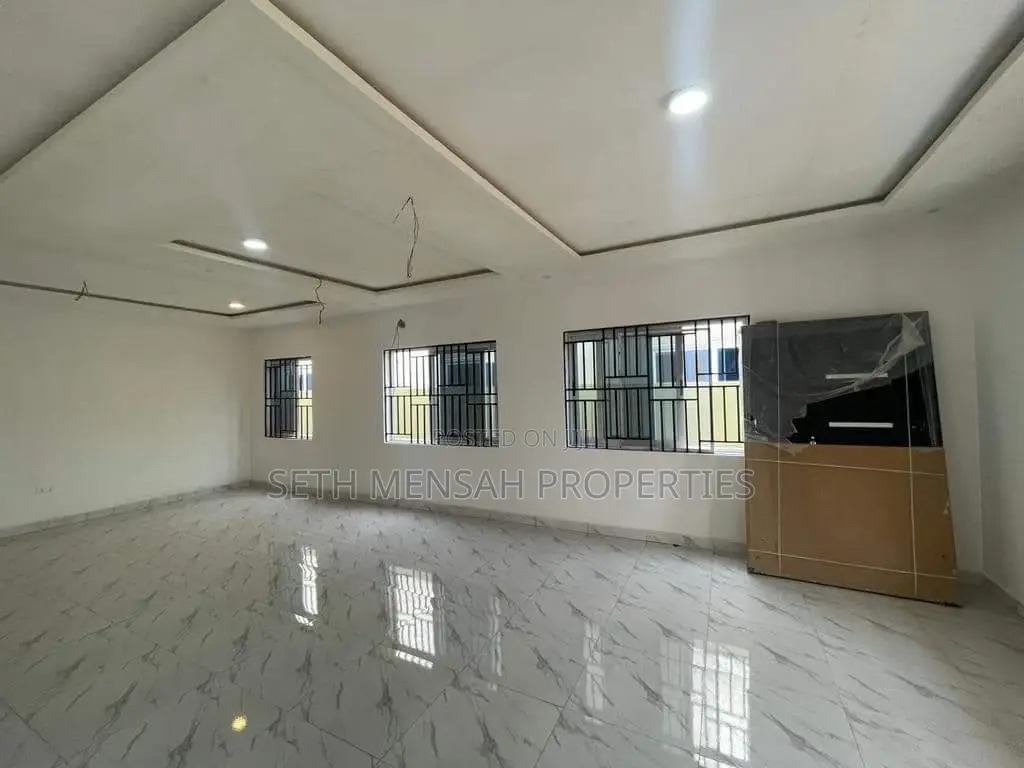 3bdrm House in Spintex for sale