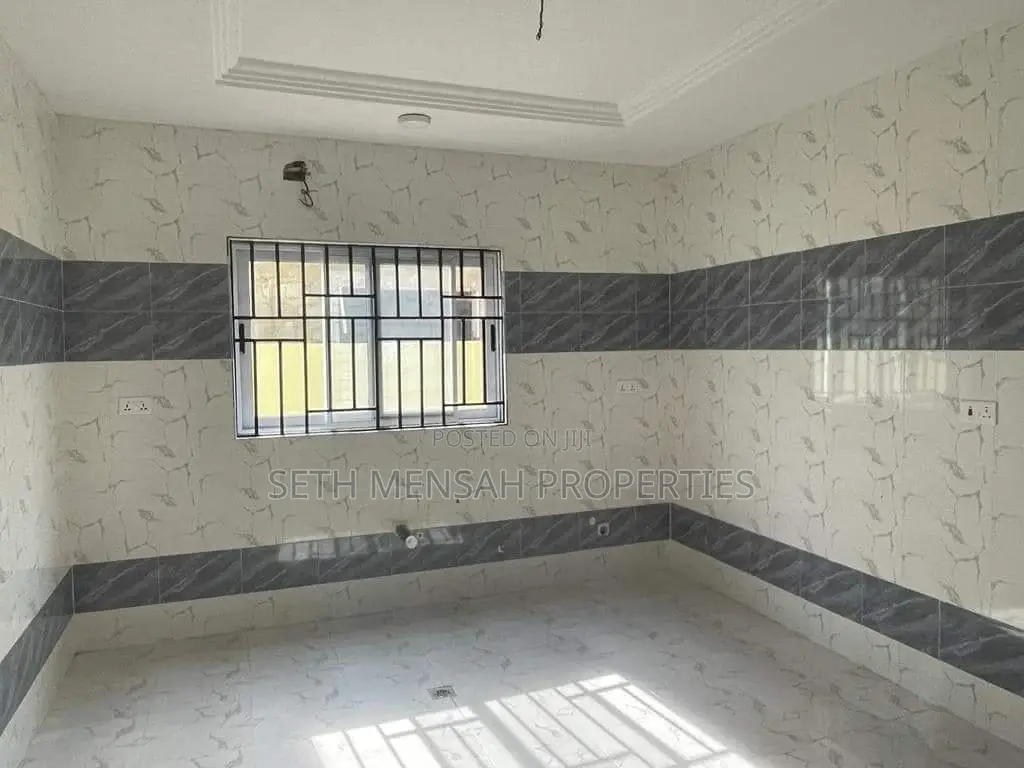 3bdrm House in Spintex for sale