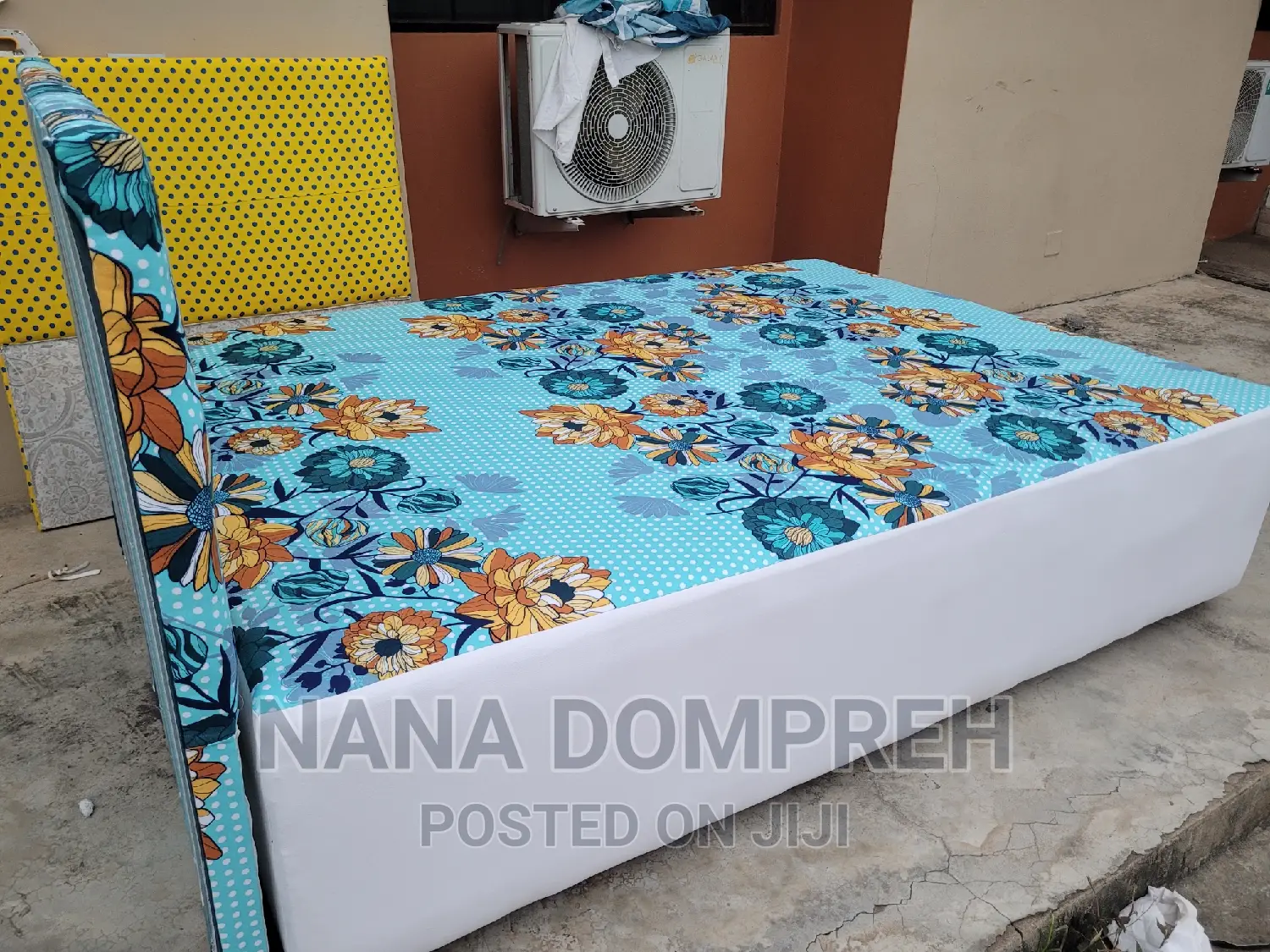 Inbuilt Double Bed