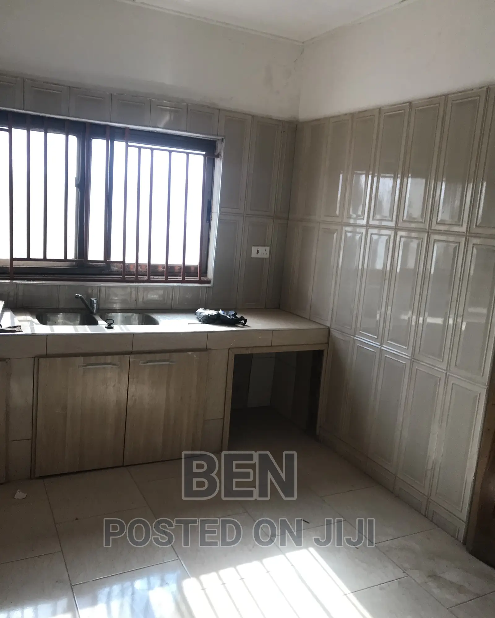 3bdrm Apartment in Kasoa Ofaakor, Awutu Senya East Municipal for rent