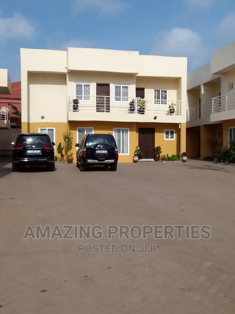 4bdrm House in Airport Residential Area for rent