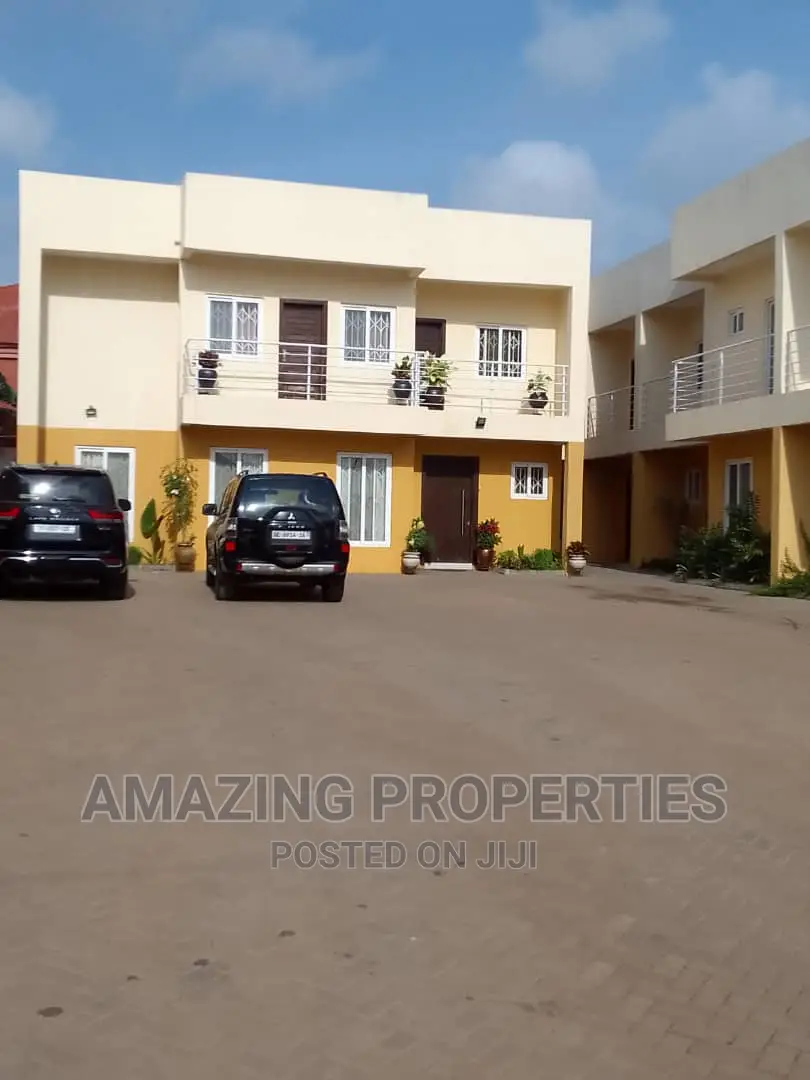 4bdrm House in Airport Residential Area for rent