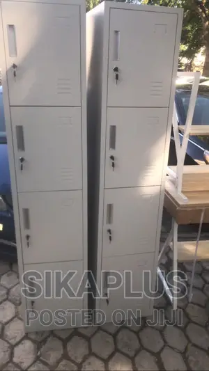 Single 4-in-1 Compartment Locker