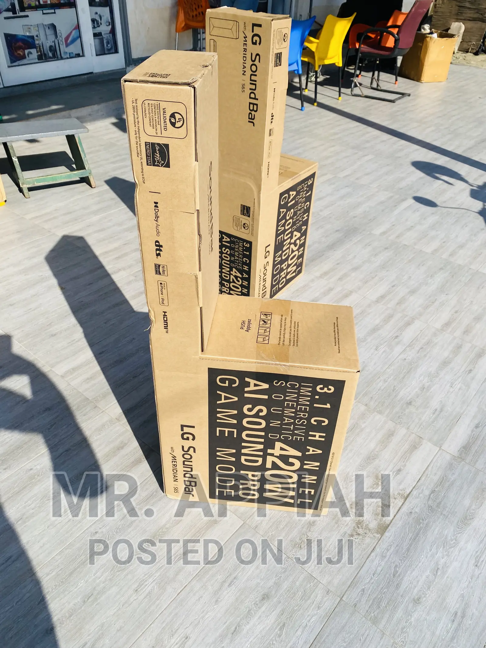 Experience Home Theatre Bliss From LGSound Bar System,S65q