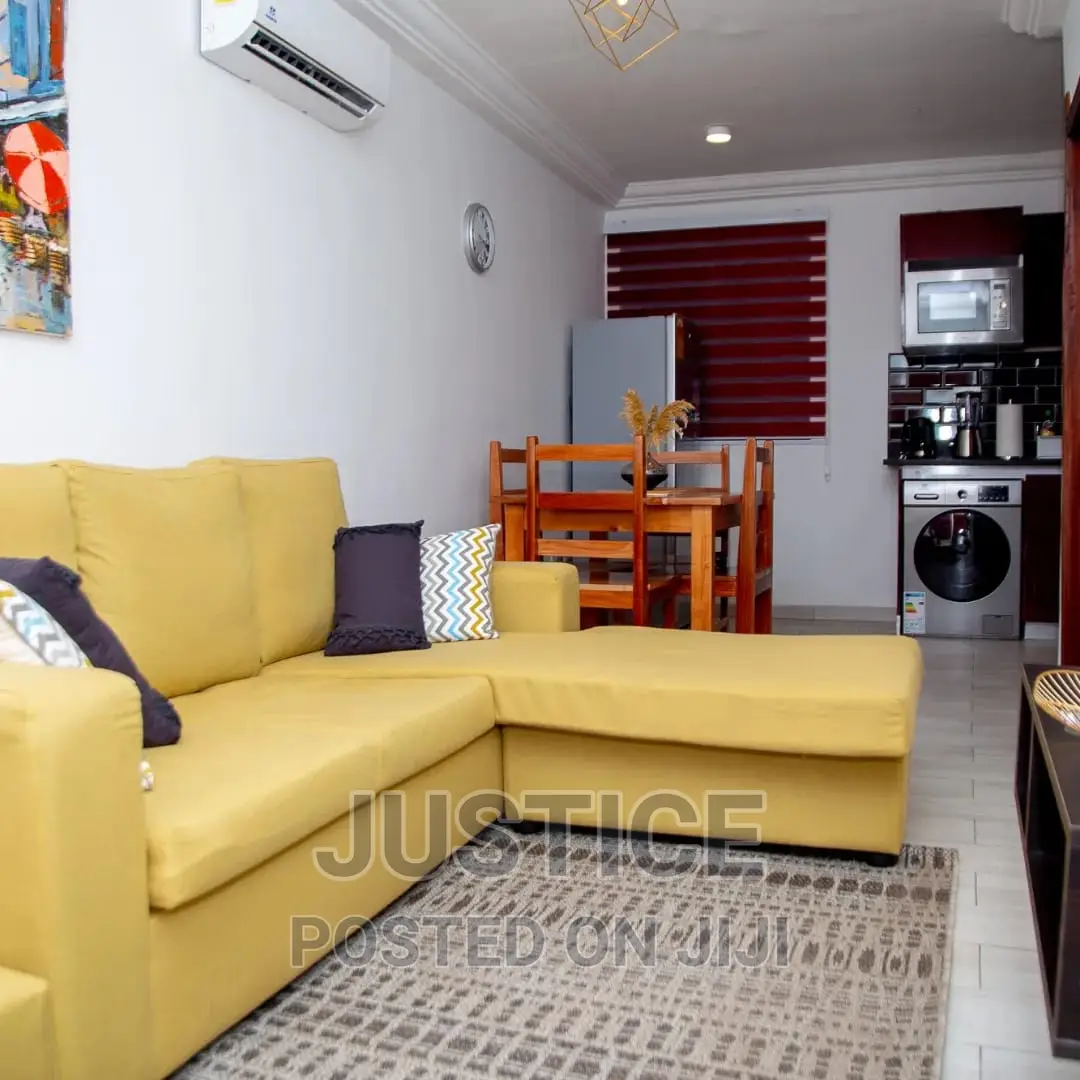 Furnished 1bdrm Room & Parlour in American House East for rent
