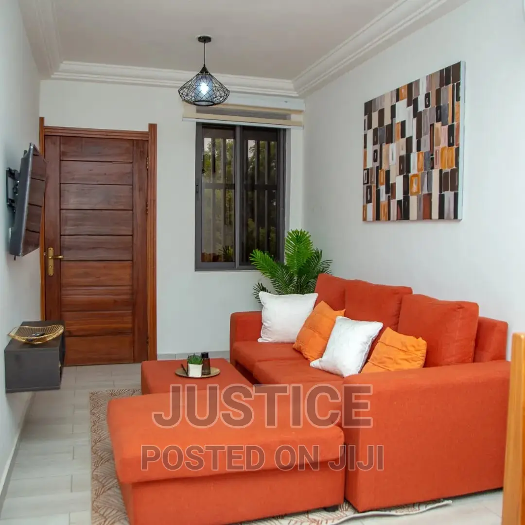 Furnished 1bdrm Room & Parlour in American House East for rent