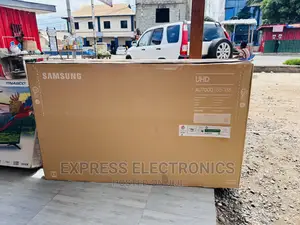 Experience Brilliant Uhd Smart 55”Bu8000 Samsung Tv