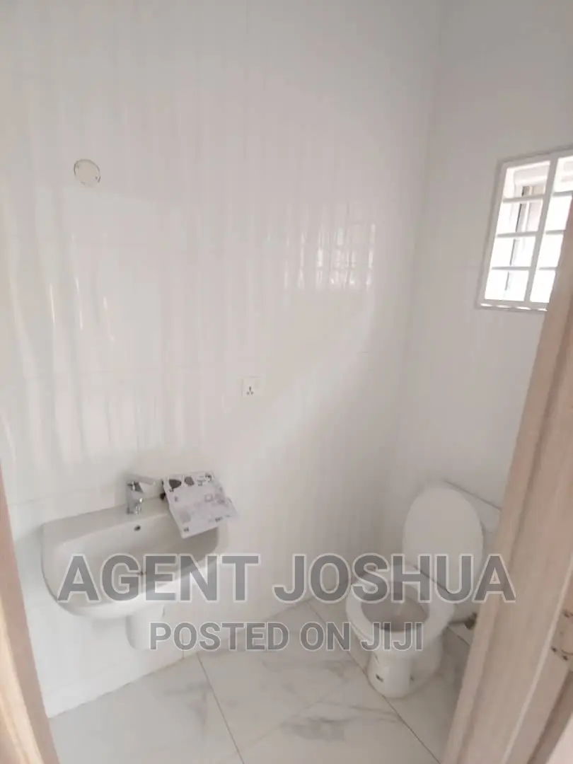 3bdrm House in Manet Court Estate for sale