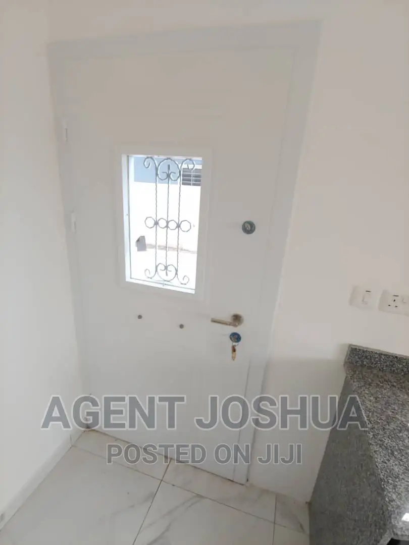 3bdrm House in Manet Court Estate for sale