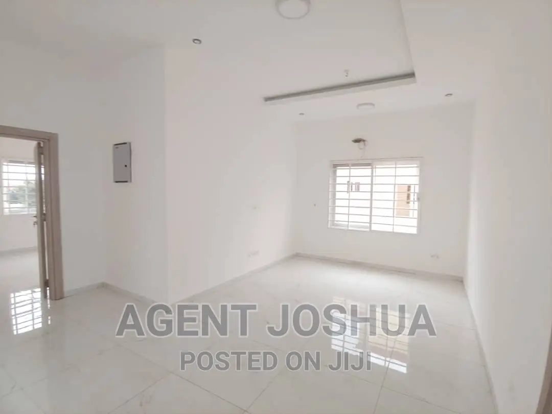 3bdrm House in Manet Court Estate for sale