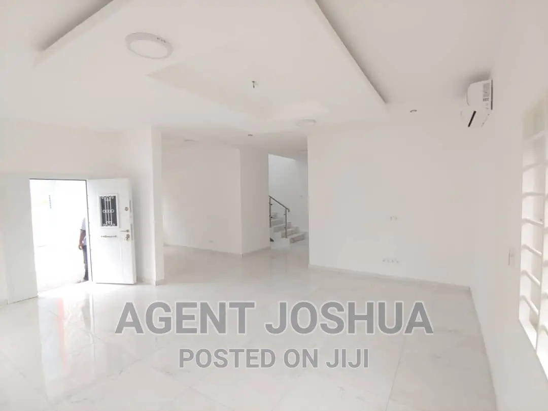 3bdrm House in Manet Court Estate for sale