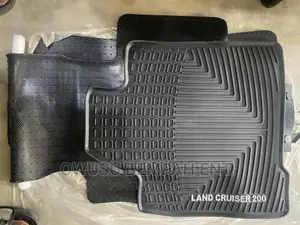 Toyota Land Cruiser 2008-15 Floor Mats