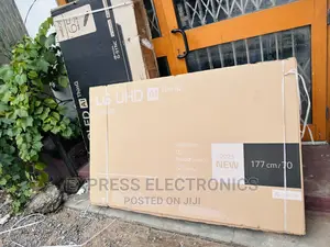 Glossy Black Slim UHD Smart Lg 70”UR80003 2023