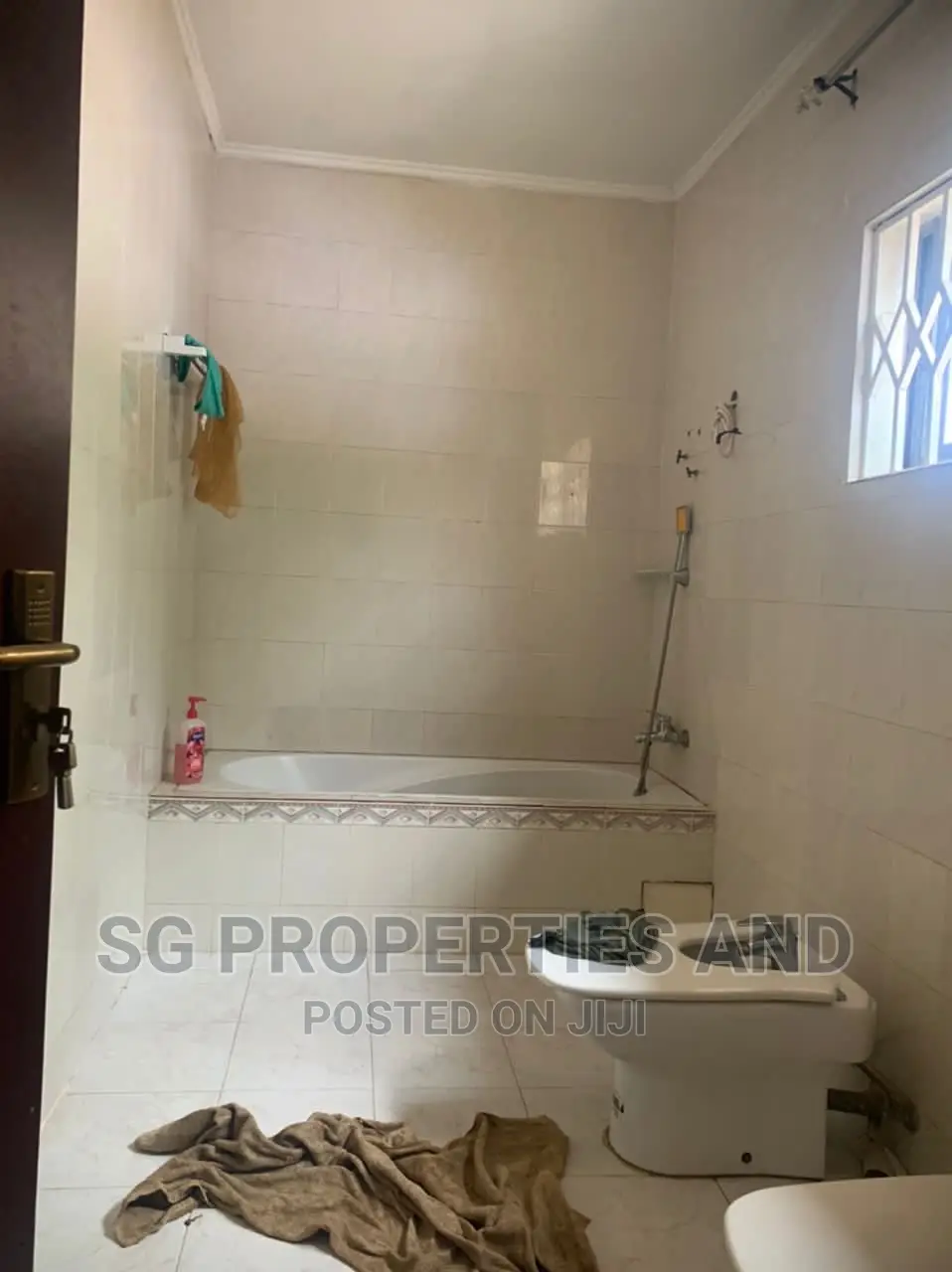3bdrm House in Coastal, Spintex for rent