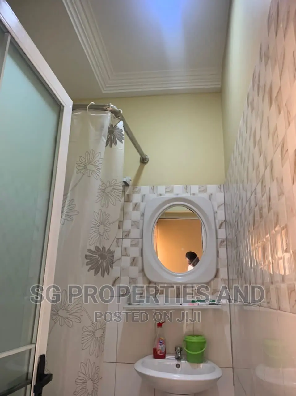 3bdrm House in Coastal, Spintex for rent