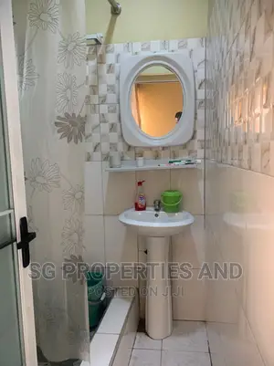 3bdrm House in Coastal, Spintex for rent