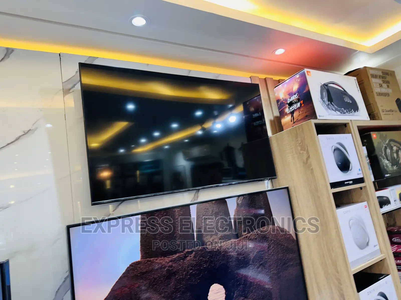 Unleash the Power With 55”Bu8000 Uhd4k Smart Samsung Slim Tv