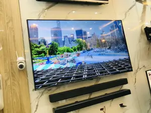 Au7022 Samsung UHD Smart Glossy LED 50 Inches Tv 