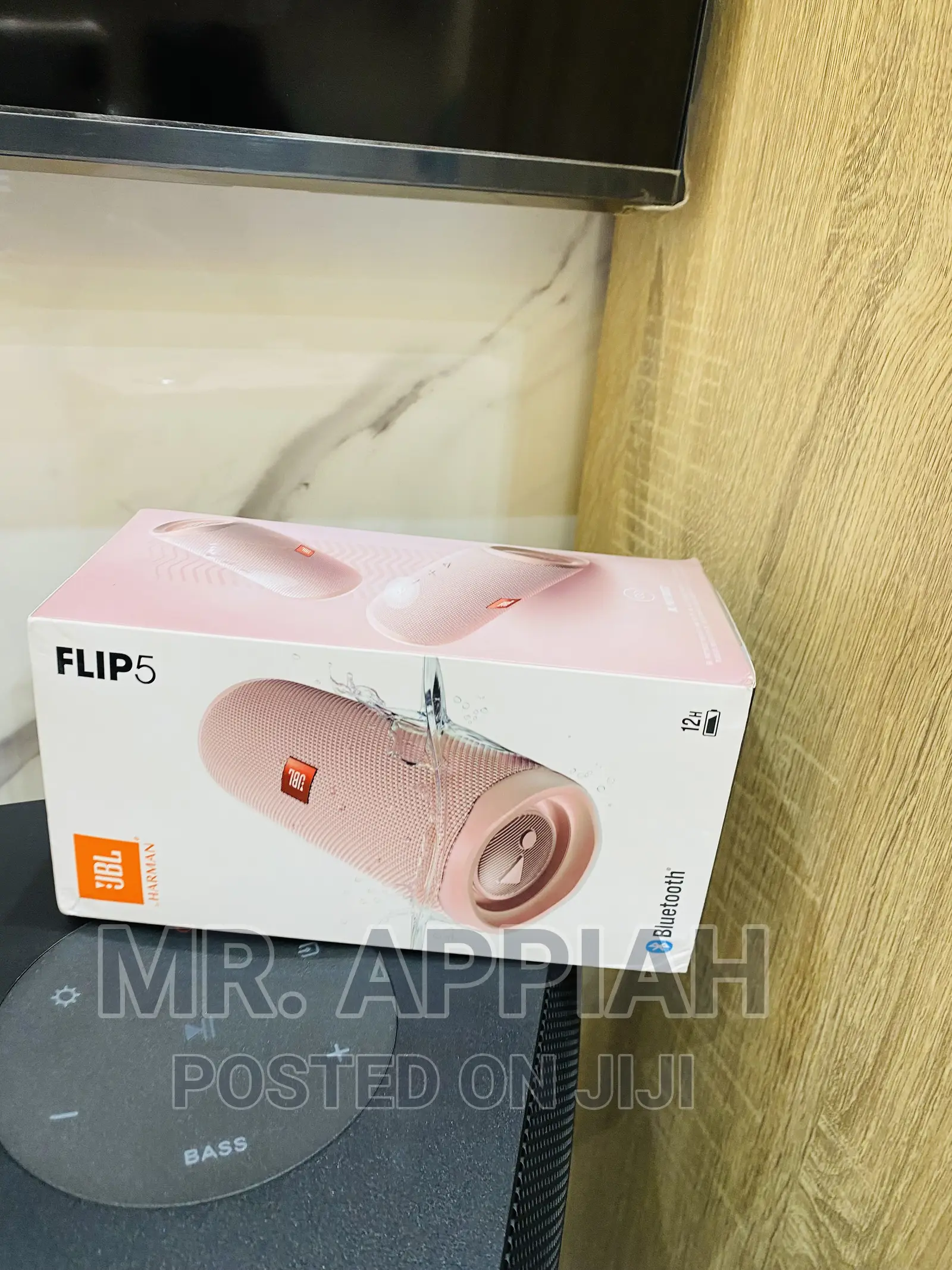 Portable JBL Flip 5 Waterproof Wireless Bluetooth Speaker.