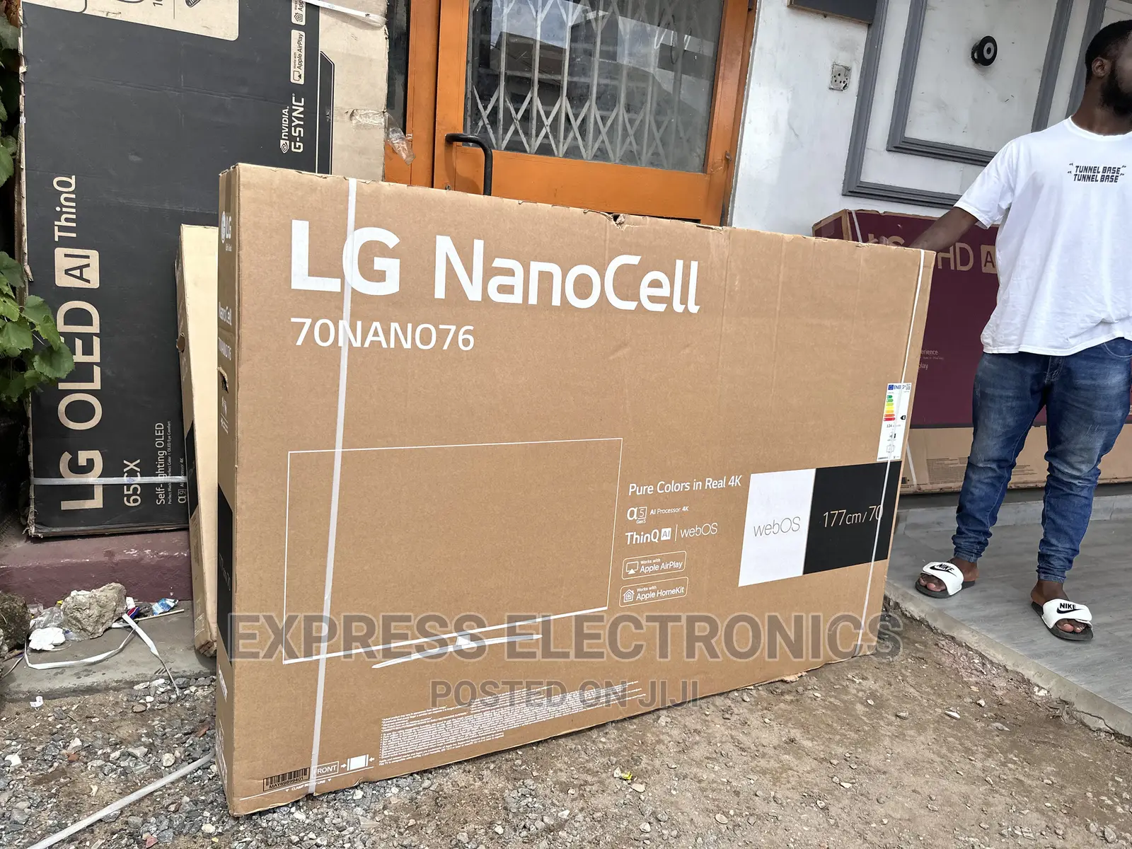 Ultimate Streaming UHD Smart Nanocell 70”Nano81 Lg Tv 