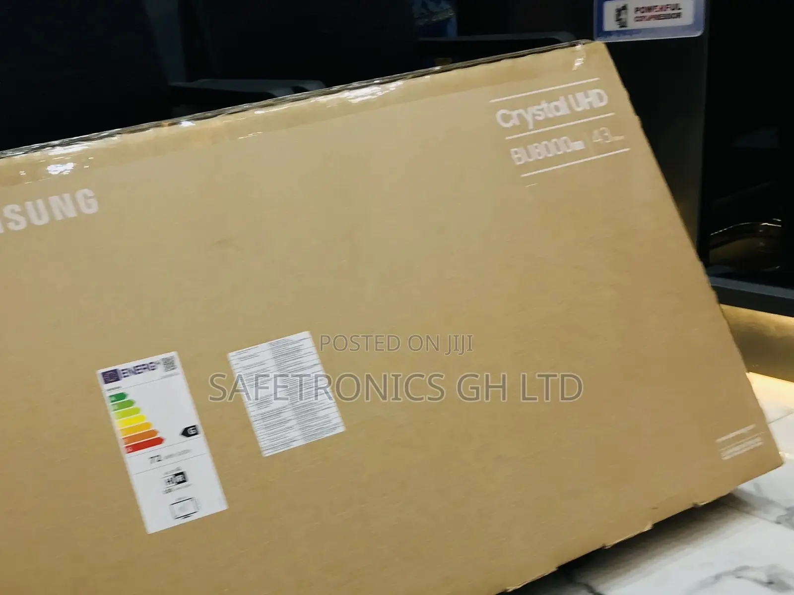 Smart Samsung LED Glossy UHD 43 Inches Crystal Tv 