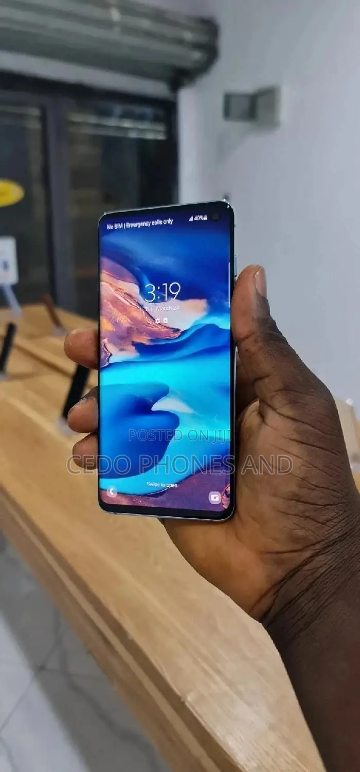 Samsung Galaxy S10 128 GB Blue