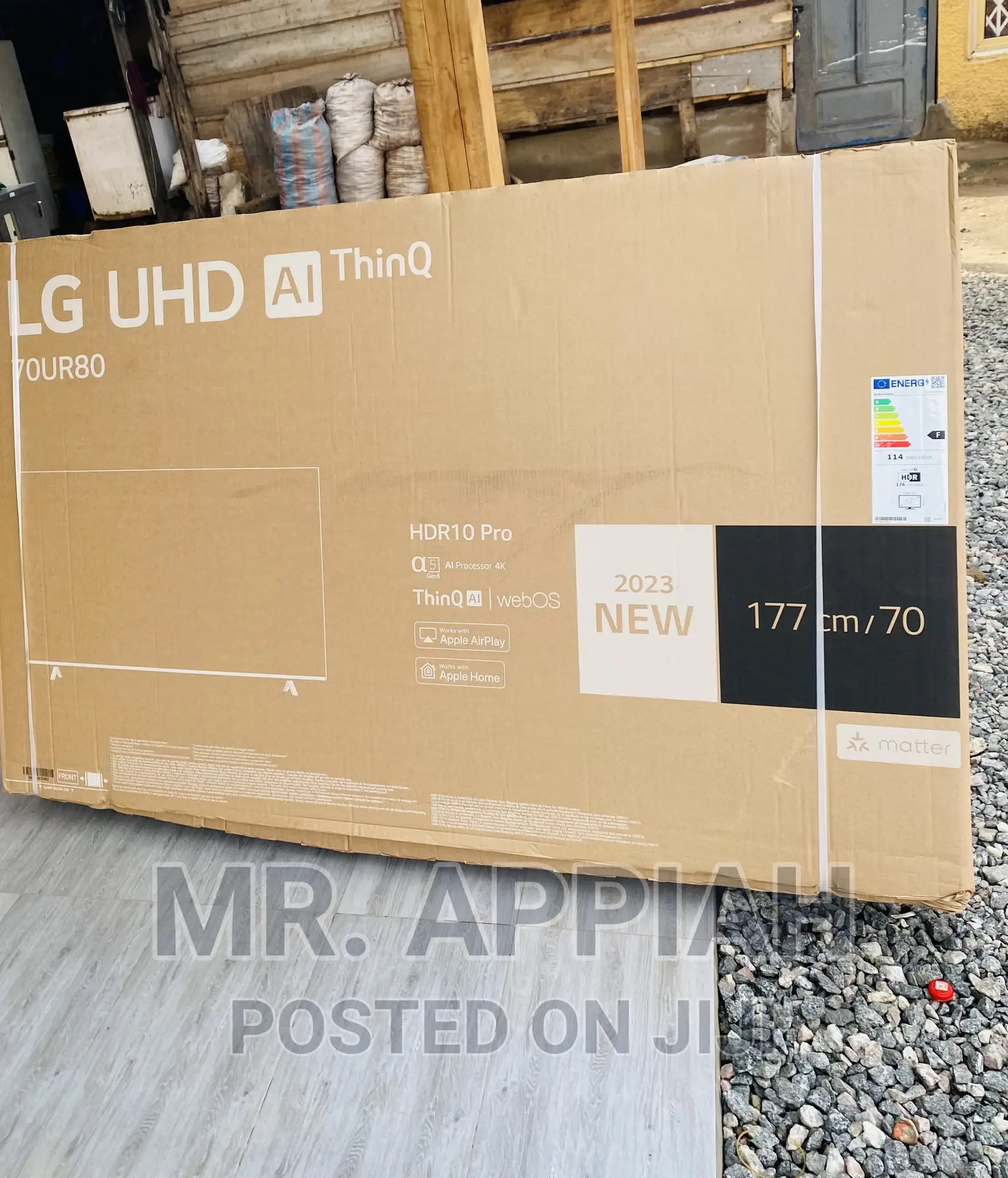 Quality Yet Affordable LG 70 Inch Uhd Smart LED Tv(Black).