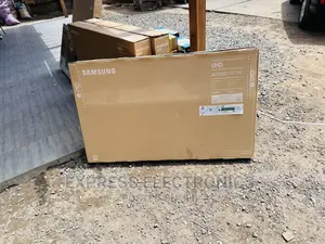 Elevate Viewing Experience UHD Smart Samsung 55”Au7172