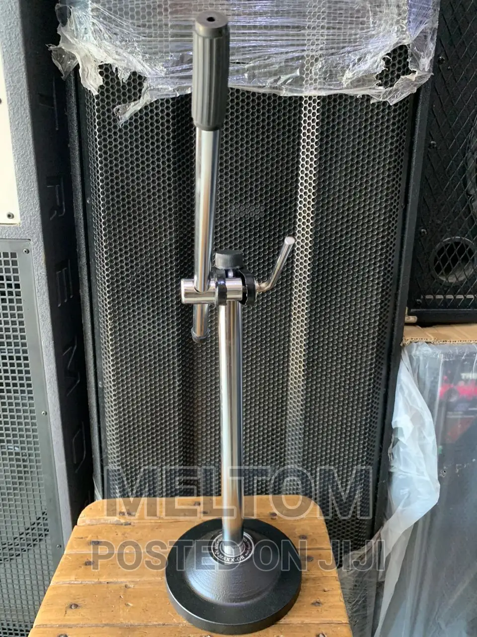 Table Microphone Stand (Maxx-On)