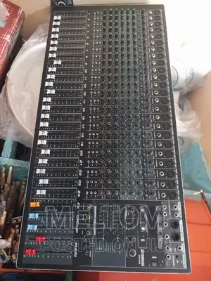 Yamaha Smx24 24channels Professional Mixer