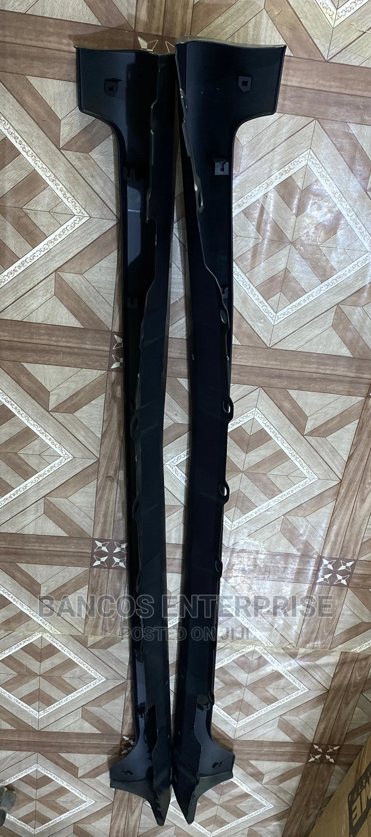 Toyota Corolla 2003-2007 Running Board Moulding