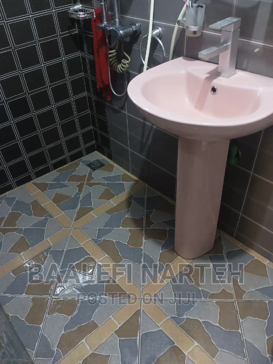 Furnished 10bdrm House in Tema Metropolitan for sale