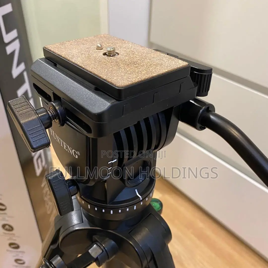 Yunteng VCT 880 Heavy Duty Tripod Camera Stand With Fluid H