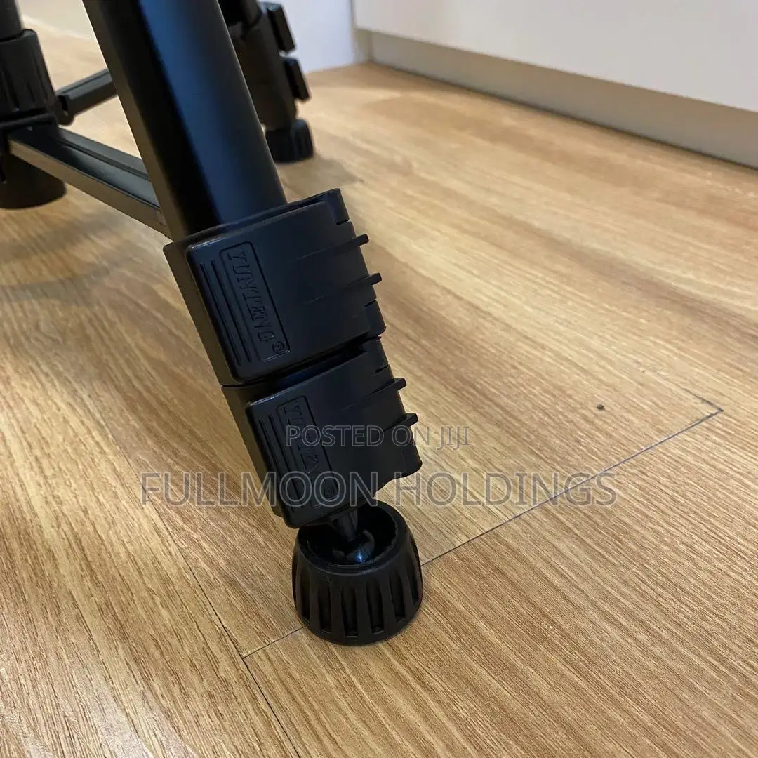 Yunteng VCT 880 Heavy Duty Tripod Camera Stand With Fluid H