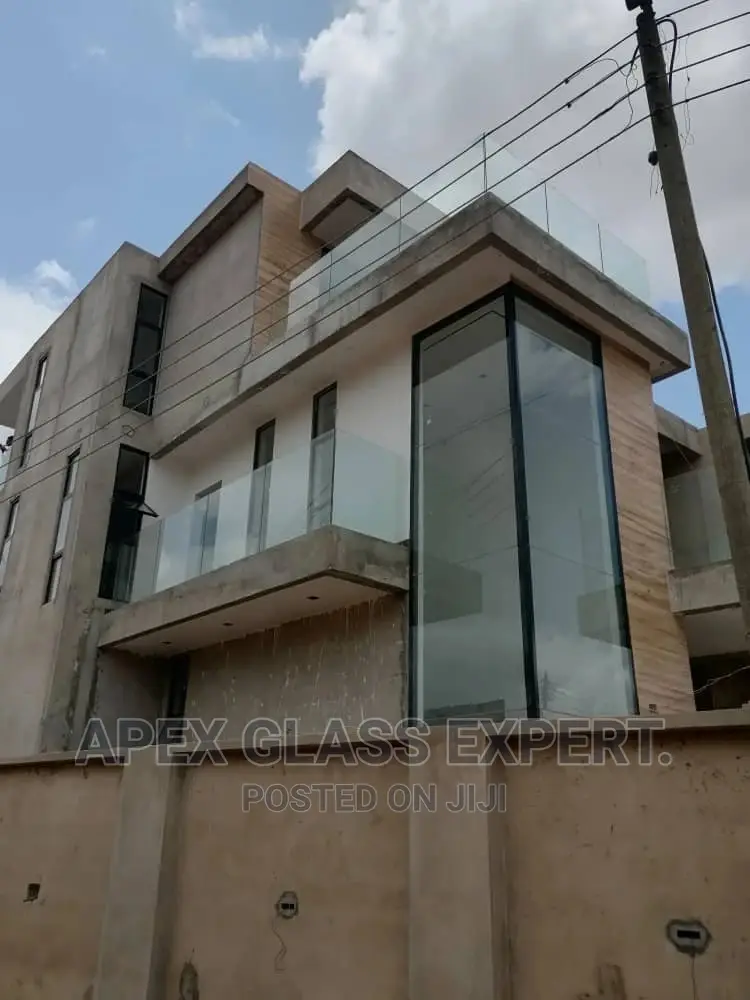 Special Curtain Wall System. Apex Glass