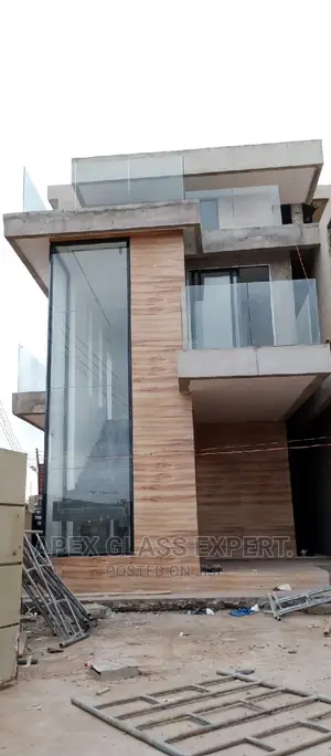 Special Curtain Wall System. Apex Glass