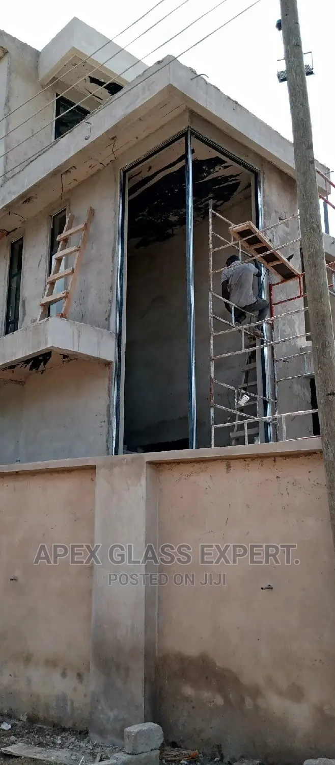 Special Curtain Wall System. Apex Glass