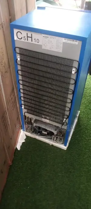 115 Westpool Refrigerator