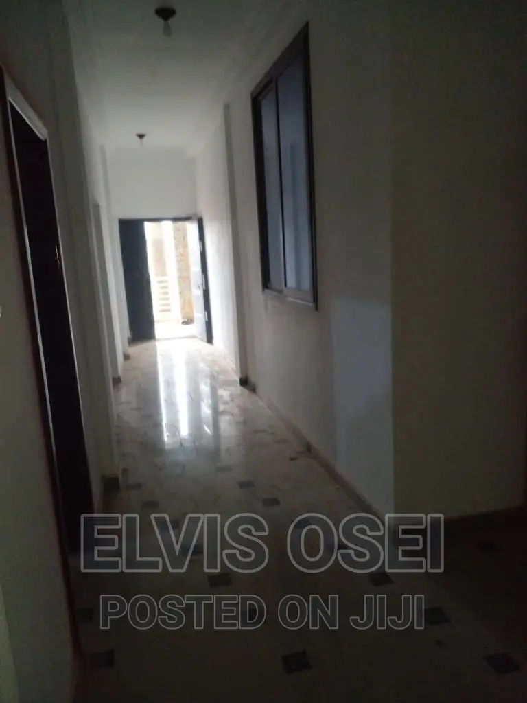 3bdrm Apartment in Tetegu, Weija for rent