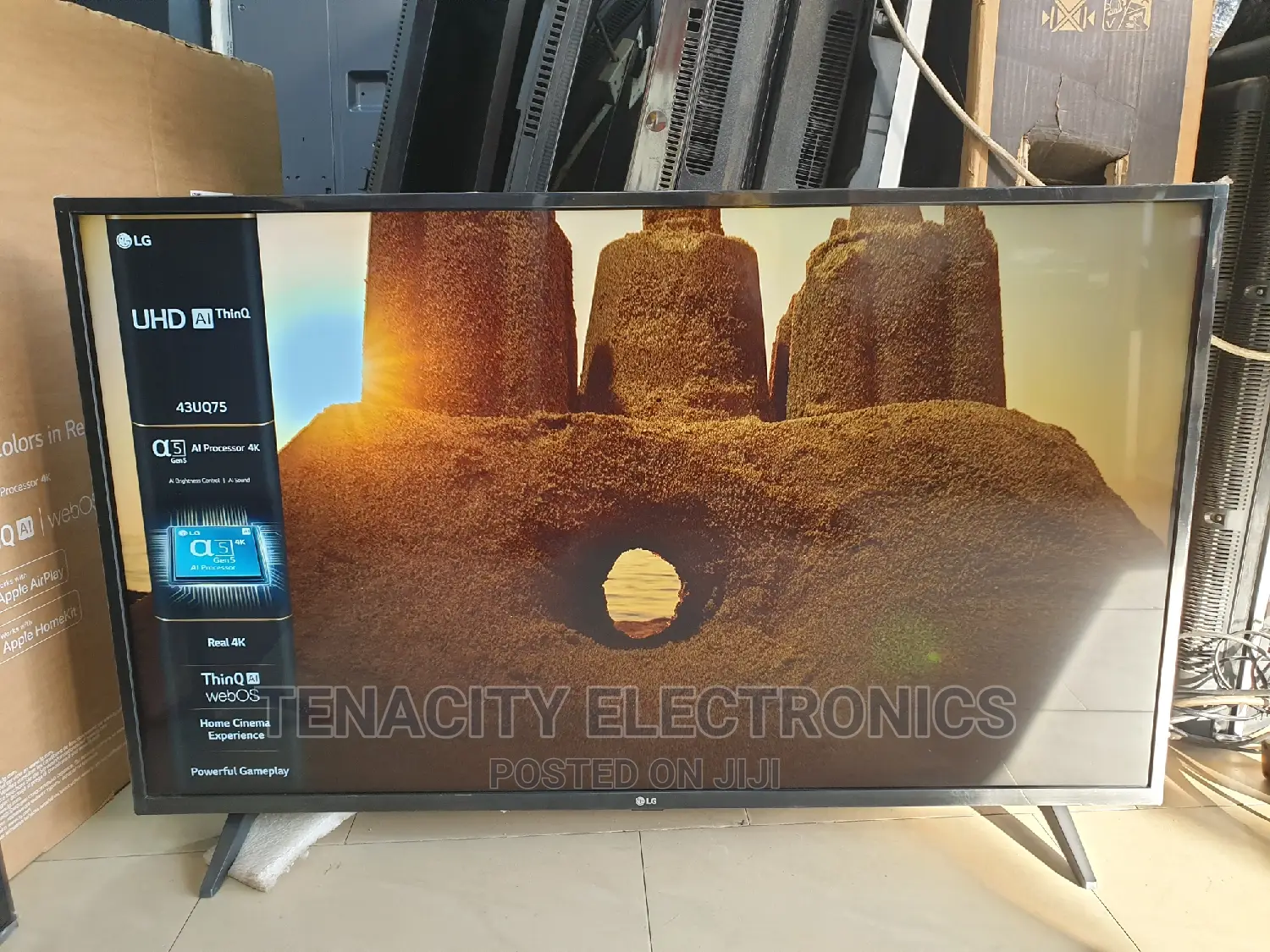New 2022 43"Lg Uhd HDR Smart Satellite TV