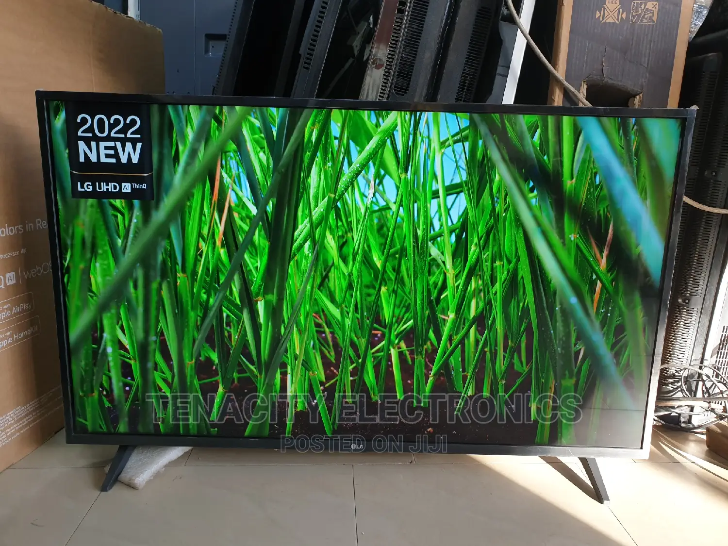 New 2022 43"Lg Uhd HDR Smart Satellite TV