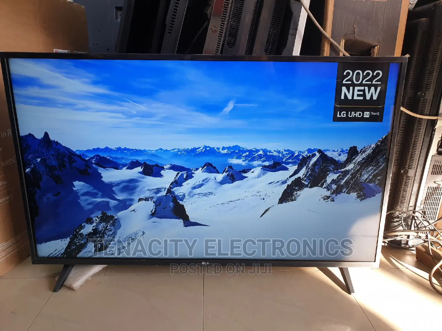 New 2022 43"Lg Uhd HDR Smart Satellite TV