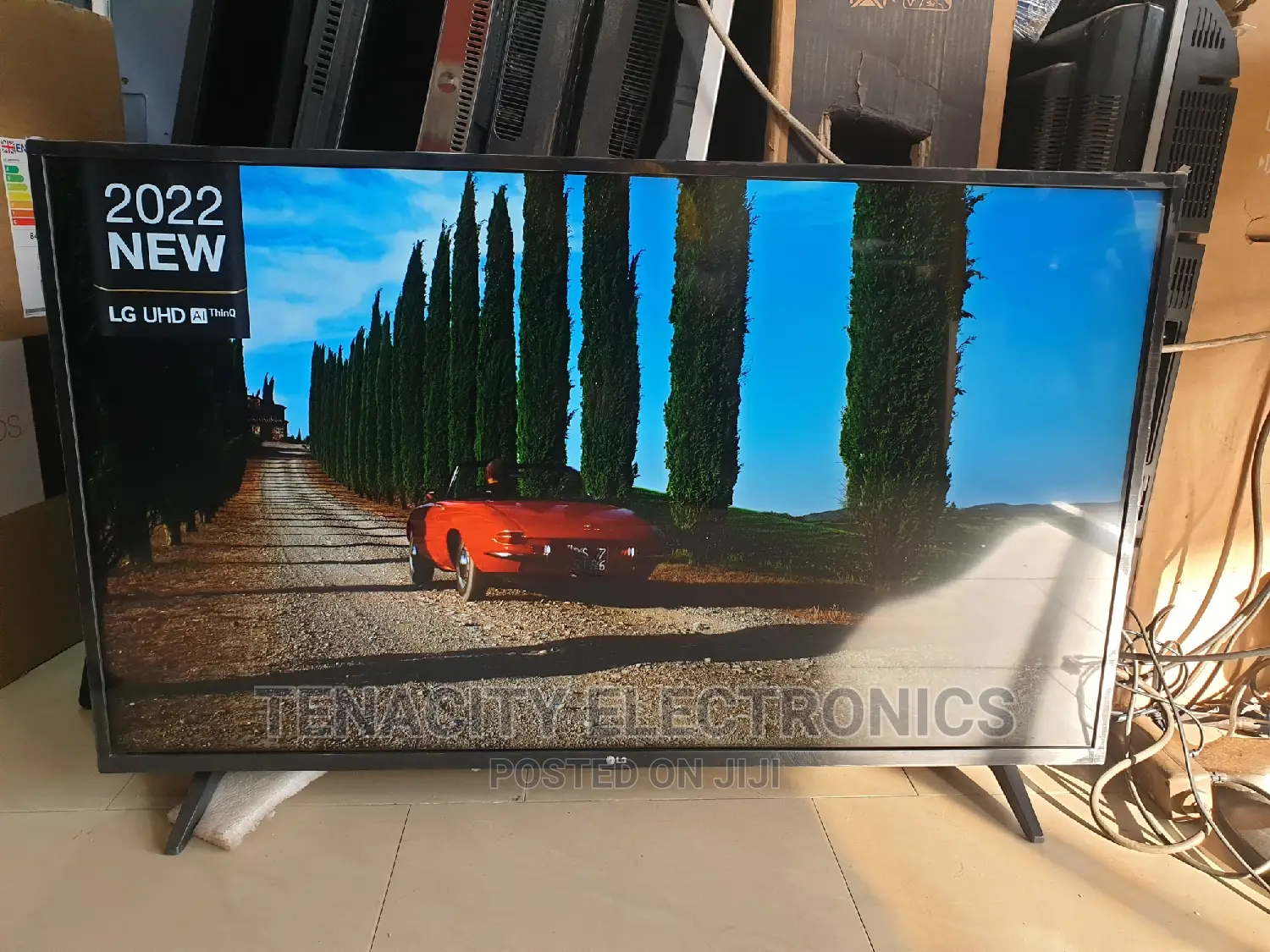 New 2022 43"Lg Uhd HDR Smart Satellite TV