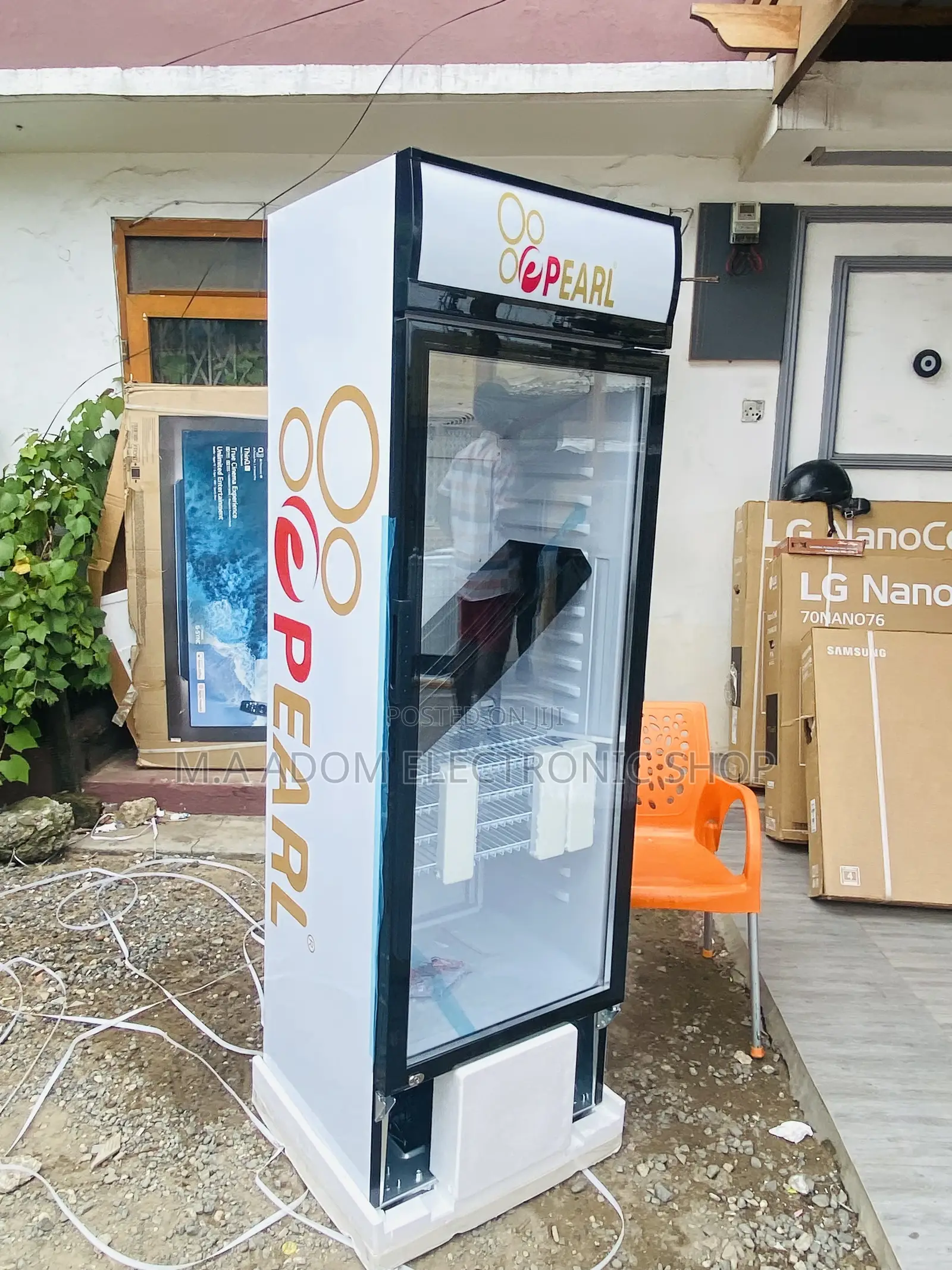 Durable and Affordable Pearl PVC 424-2b 1door Display Fridge